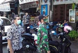 Warung Pecel Lele Viral Ada di Selatan Kantor DPRD DIY